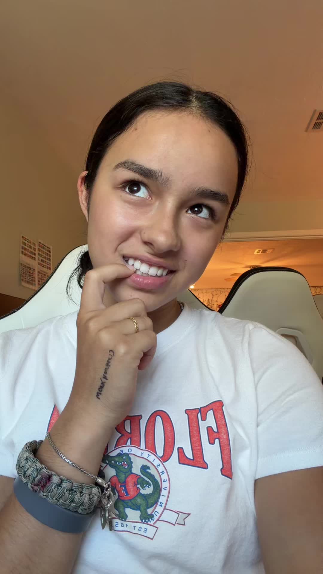 @JUSTJULES ๐