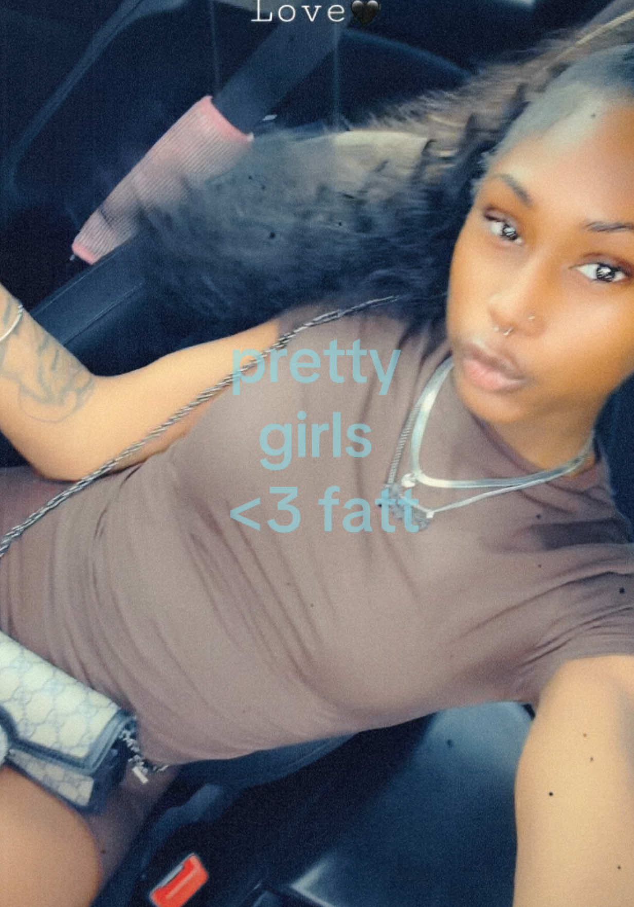 @qttniiyah