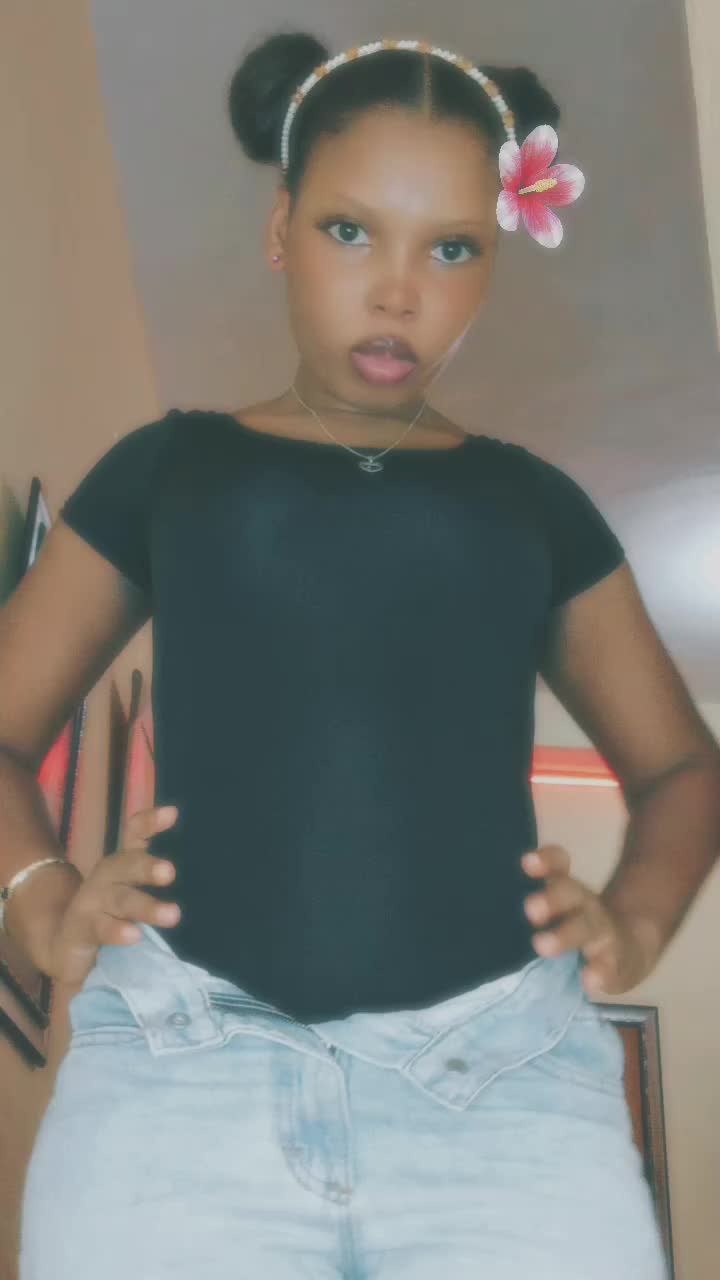 @🧸Junia🦋💕