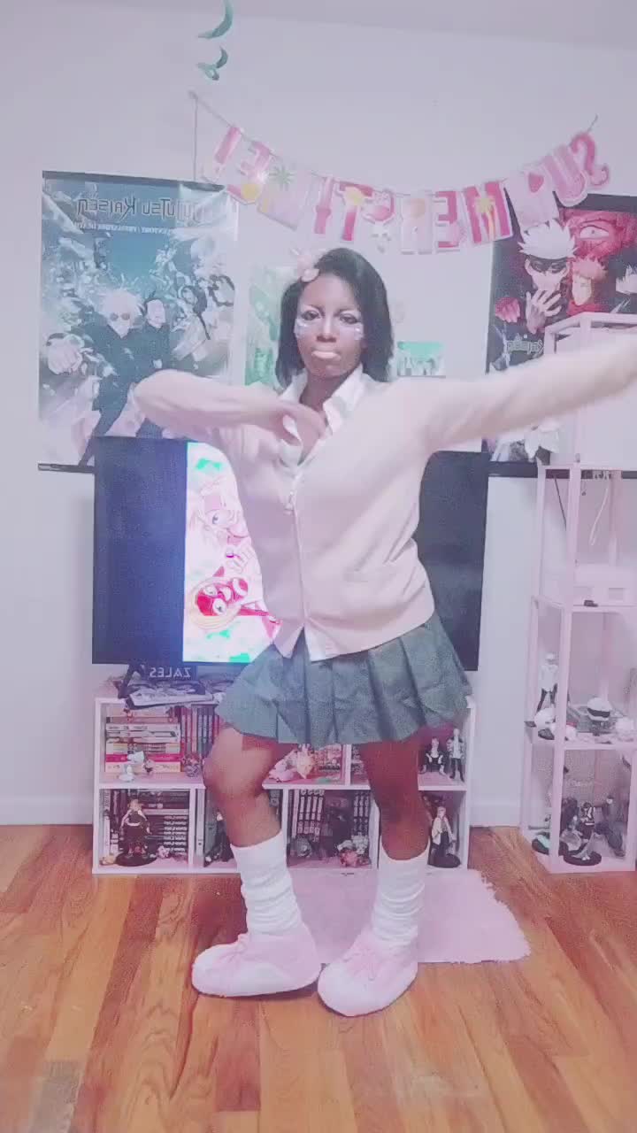 @ᕱ👑ᕱ