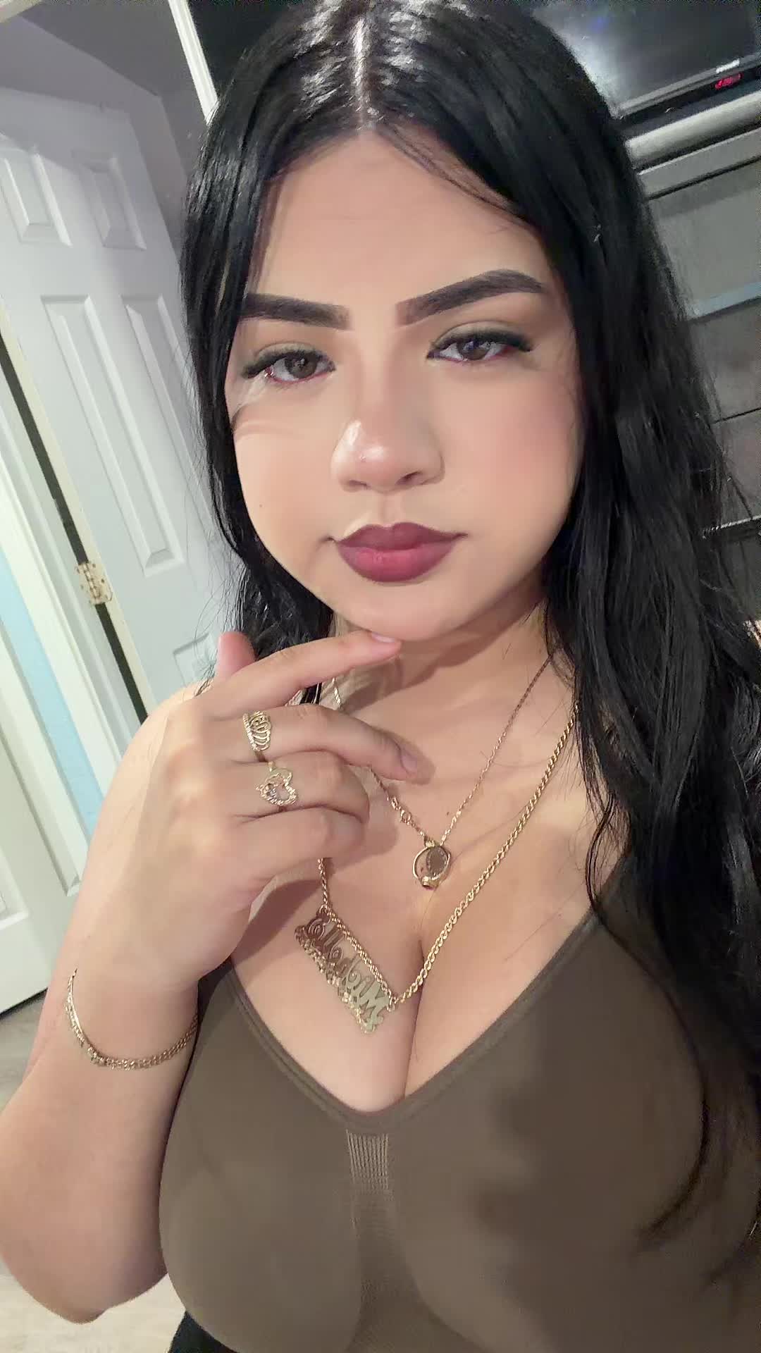@𝐌𝐈𝐂𝐇𝐄𝐋𝐋𝐄