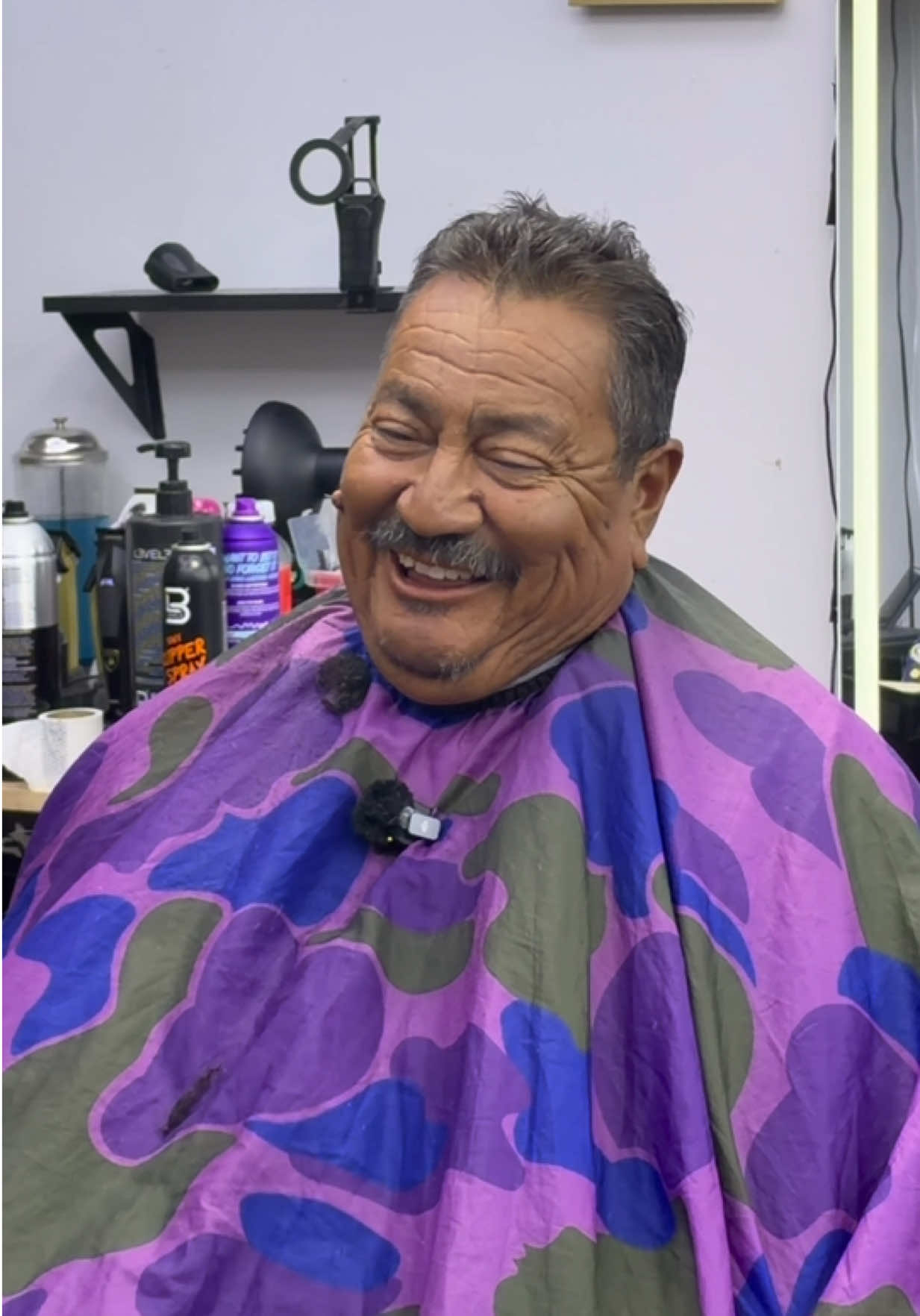 @Jisai Barber