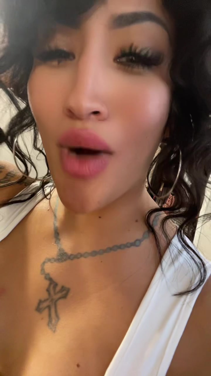 @Ashleyy Marie