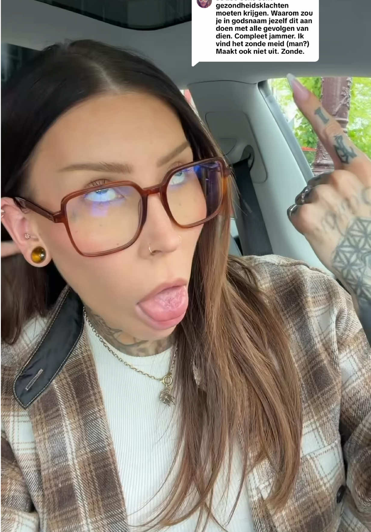 @JessieMaya