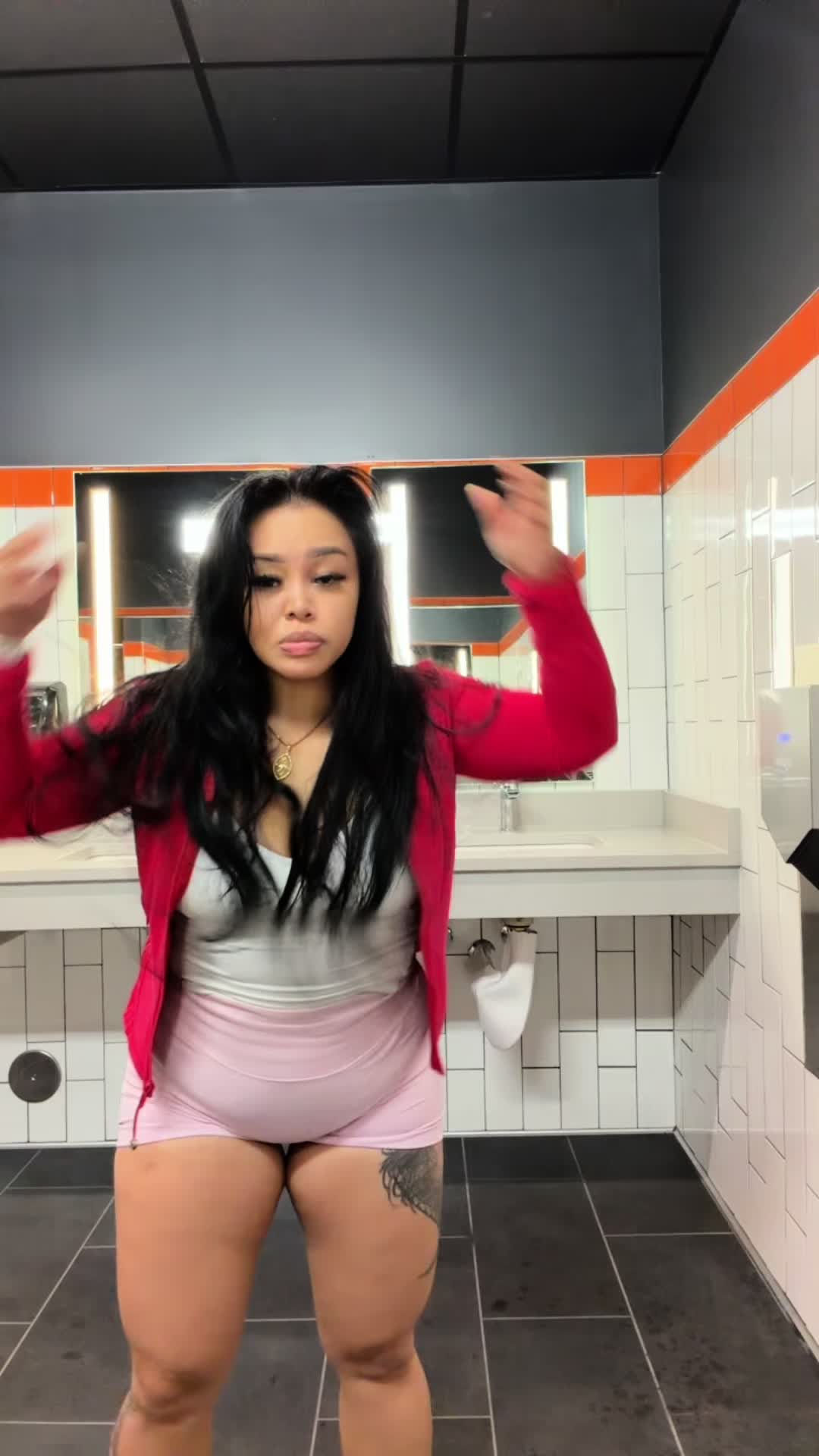 @April Ann