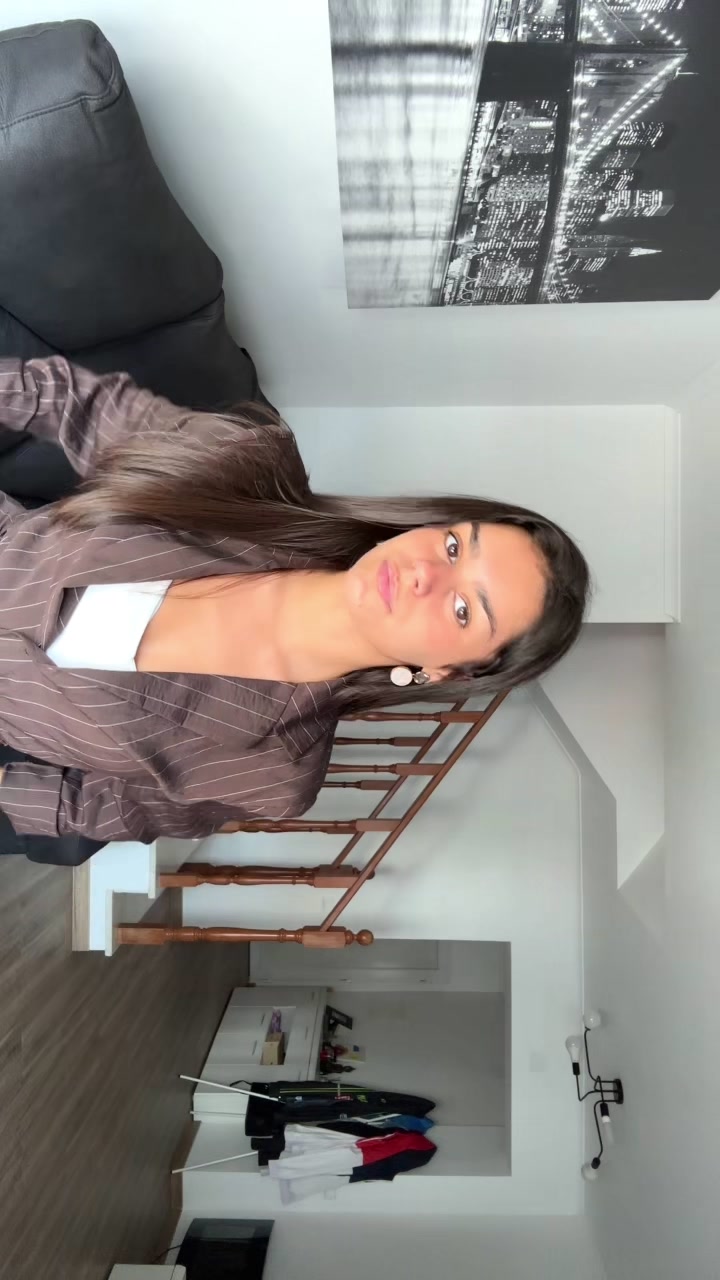@Lara