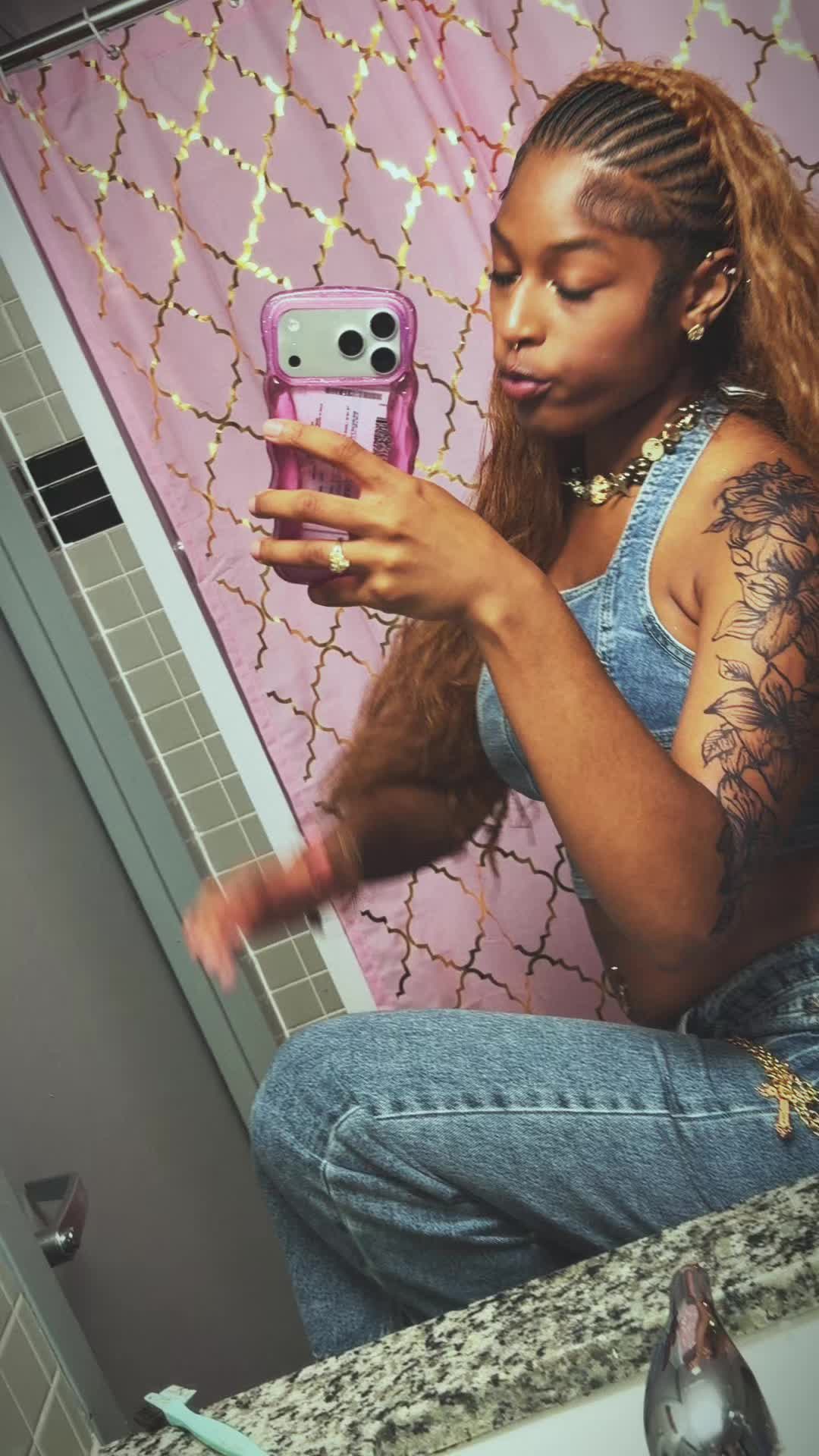 @Jazzmyn