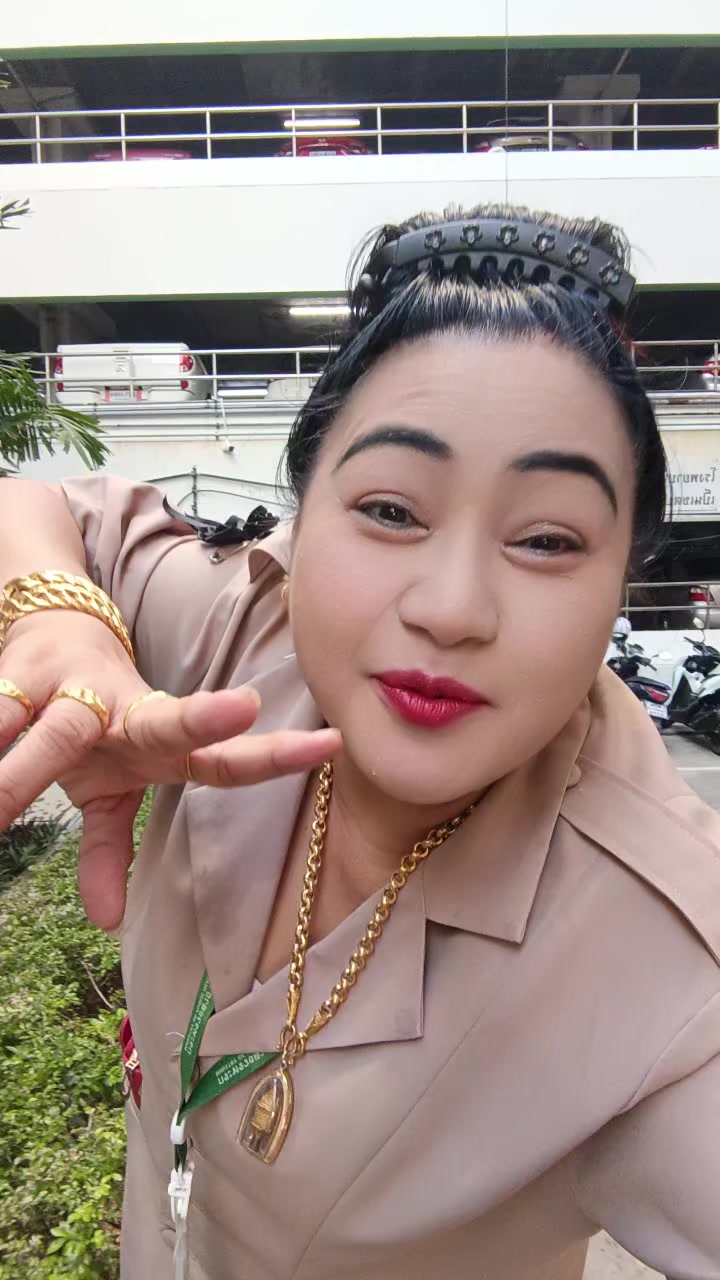 @ชุลีพร ใจเย็น