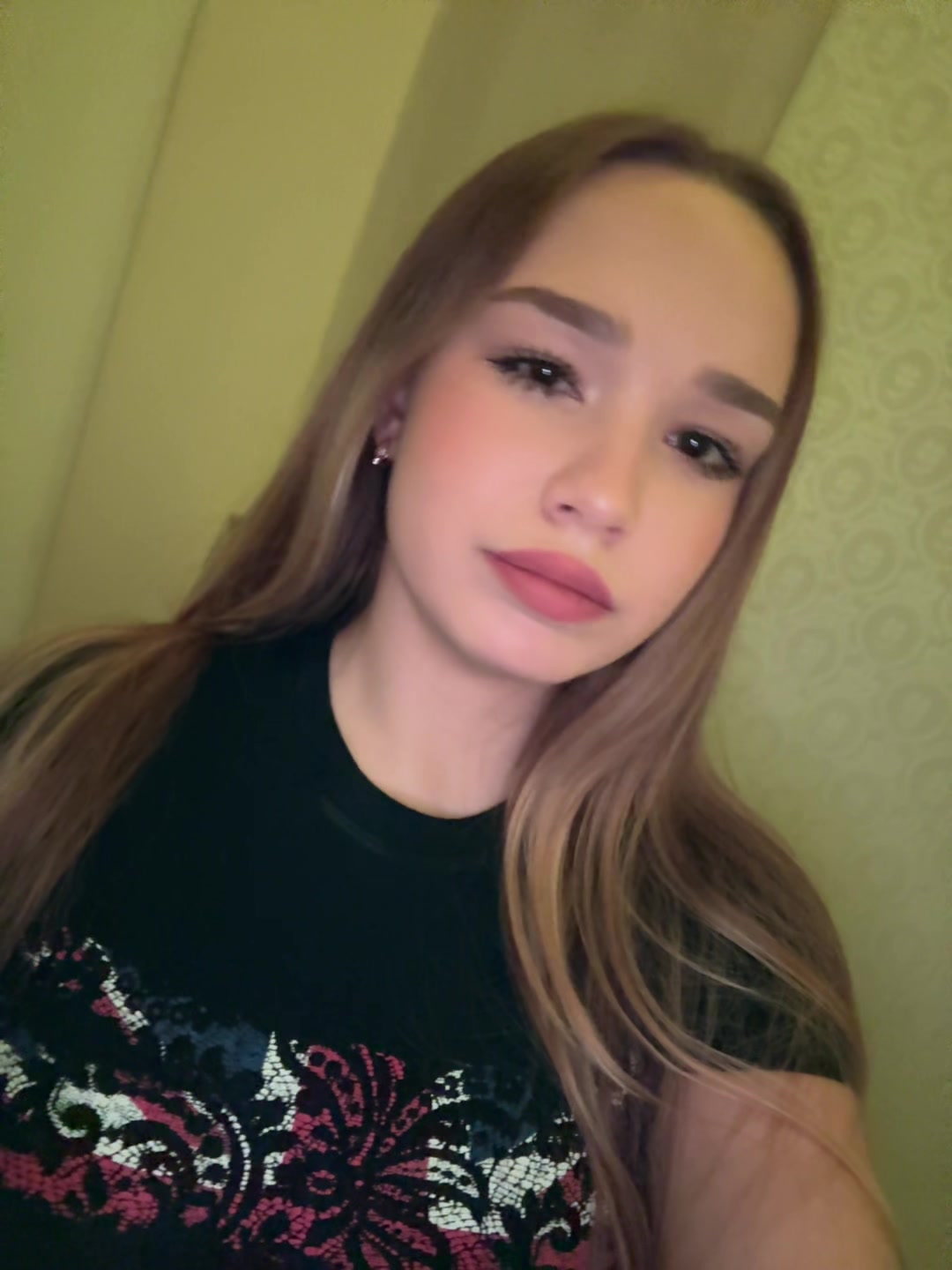 @снежа я