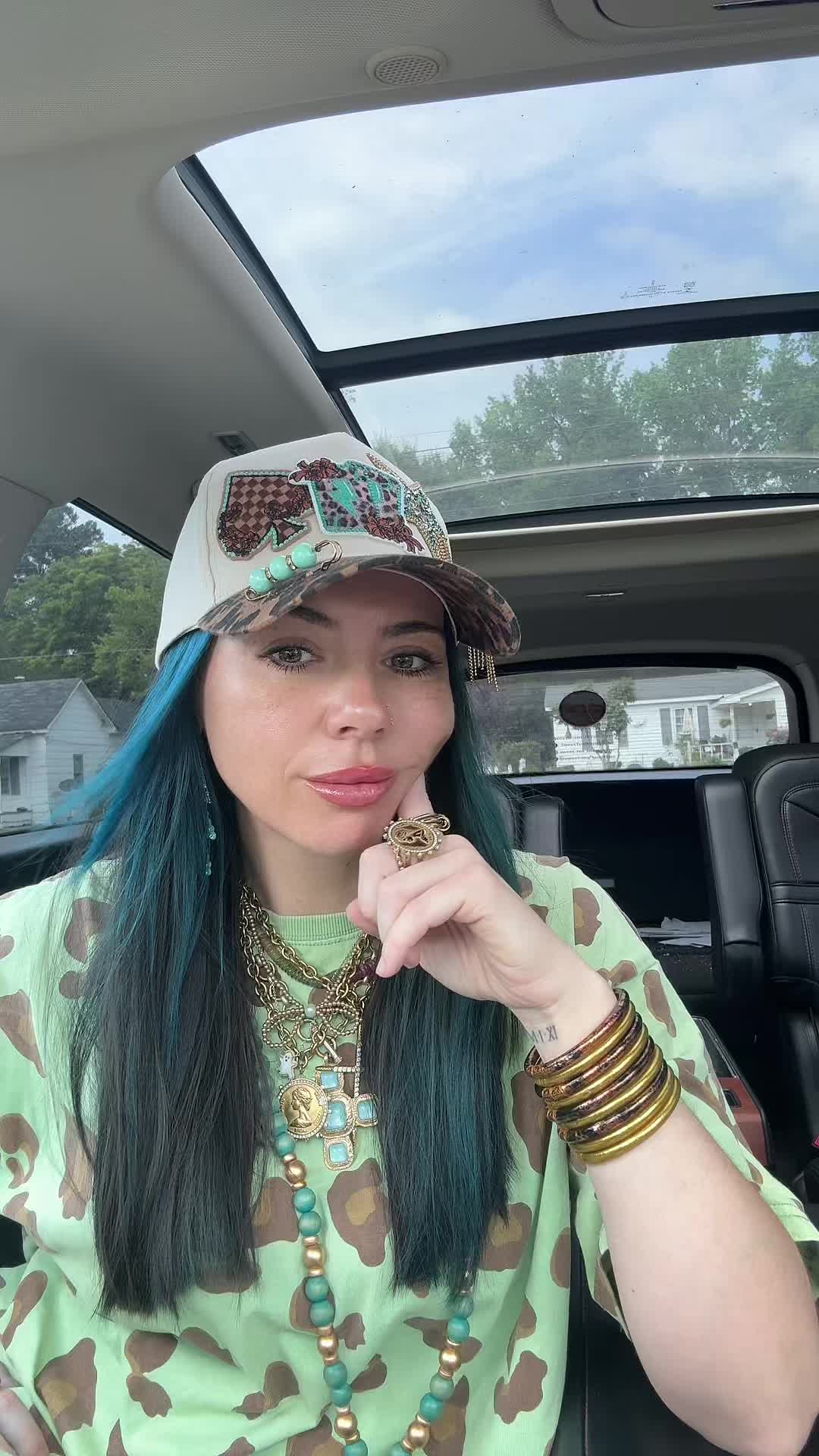 @Kaytee_👻
