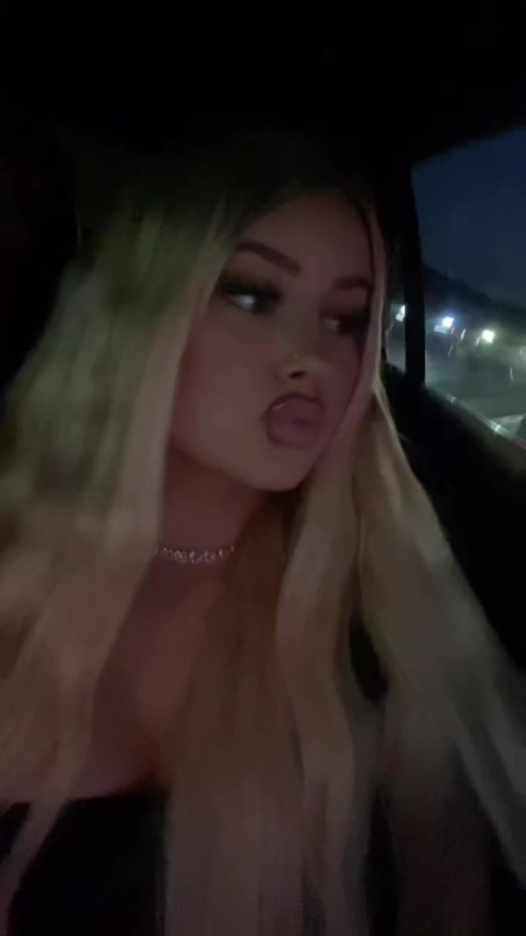 @rachelkrajj