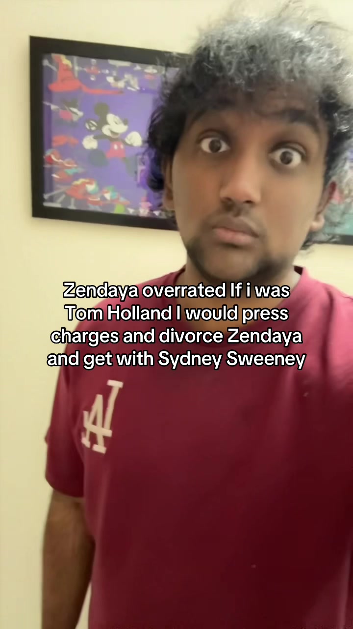 @⃟