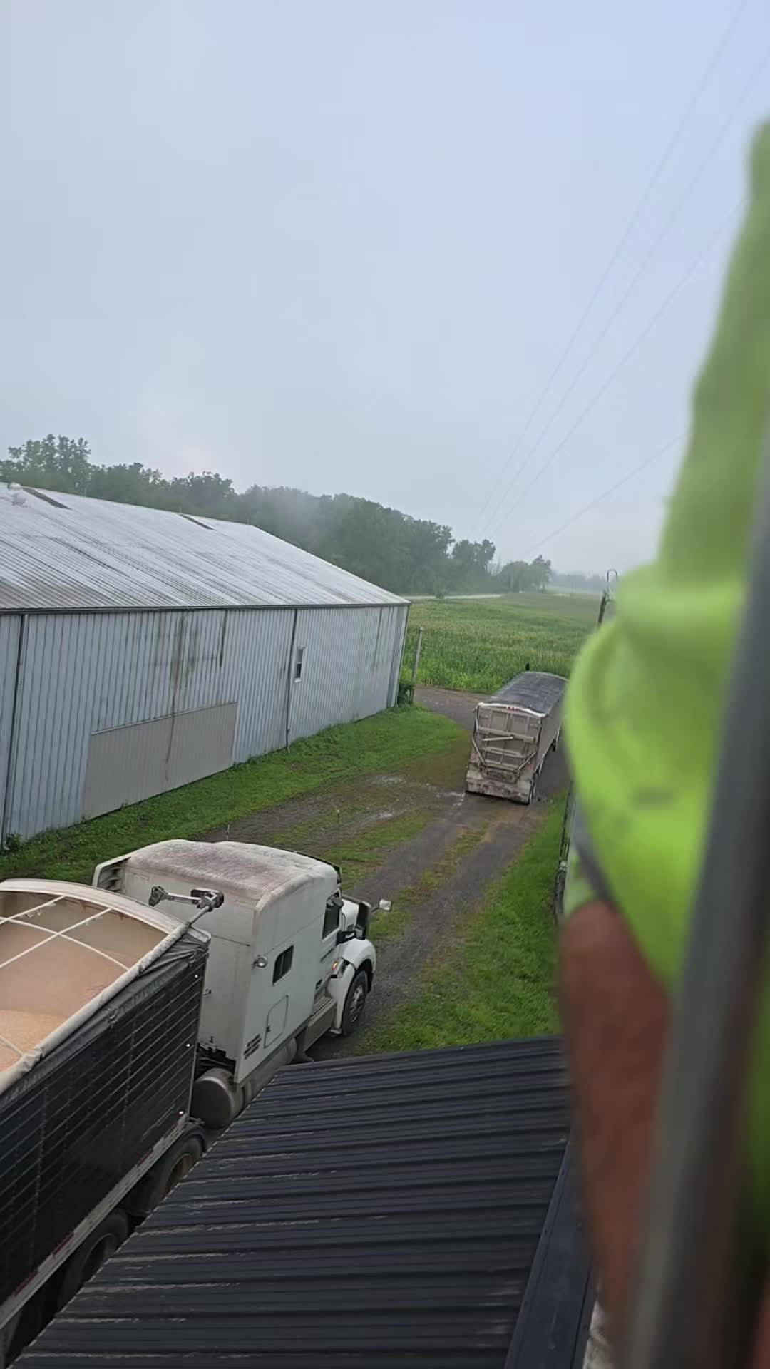@Lonewolf_trucker