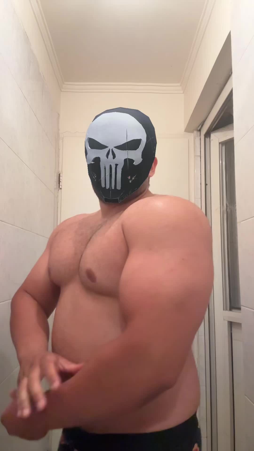 @moongod