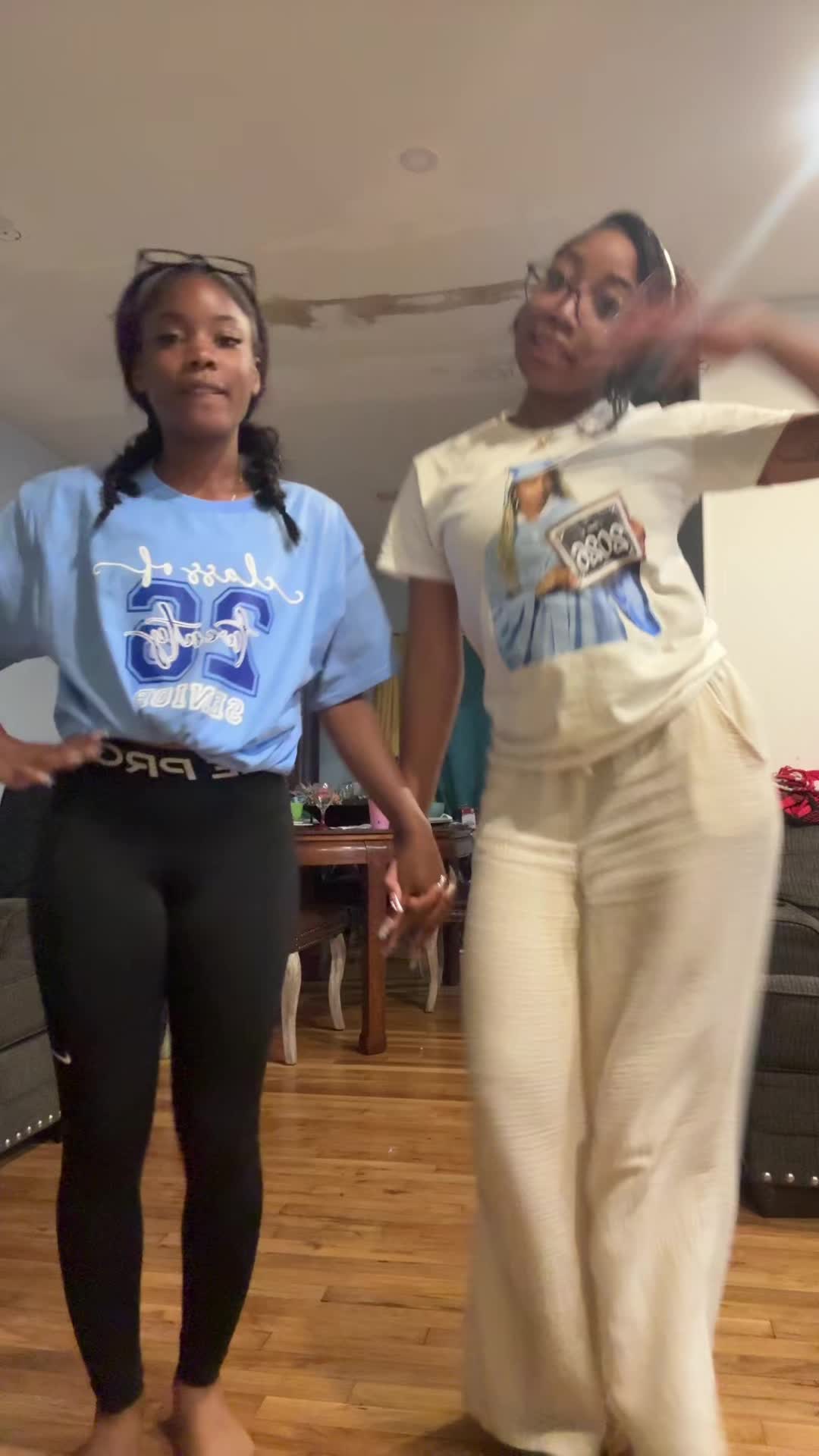 @Riri💕