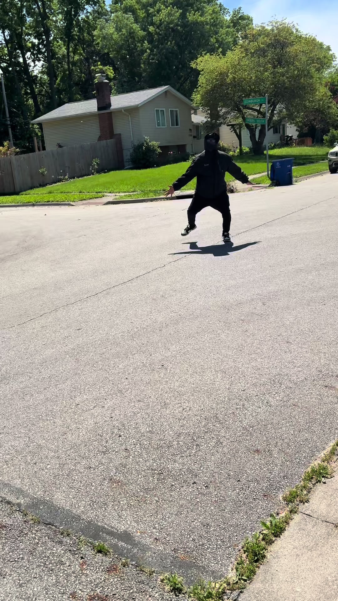 @Y🇬🇭