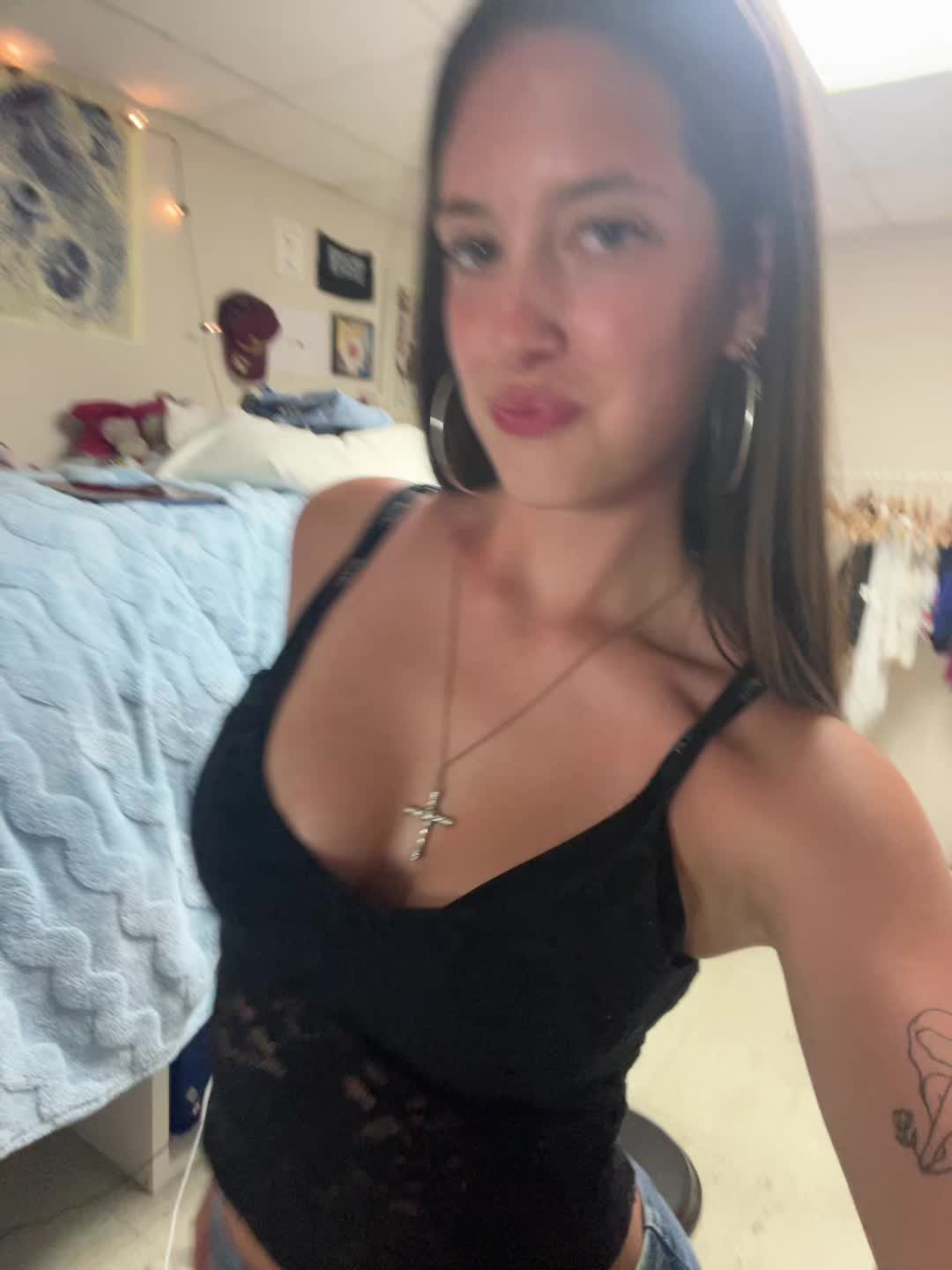 @olivia