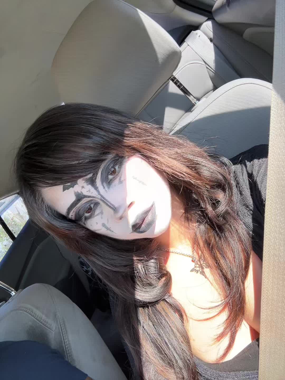 @NeiNeiLifts
