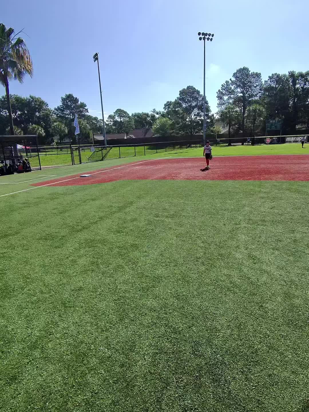 @EloscarinHTX