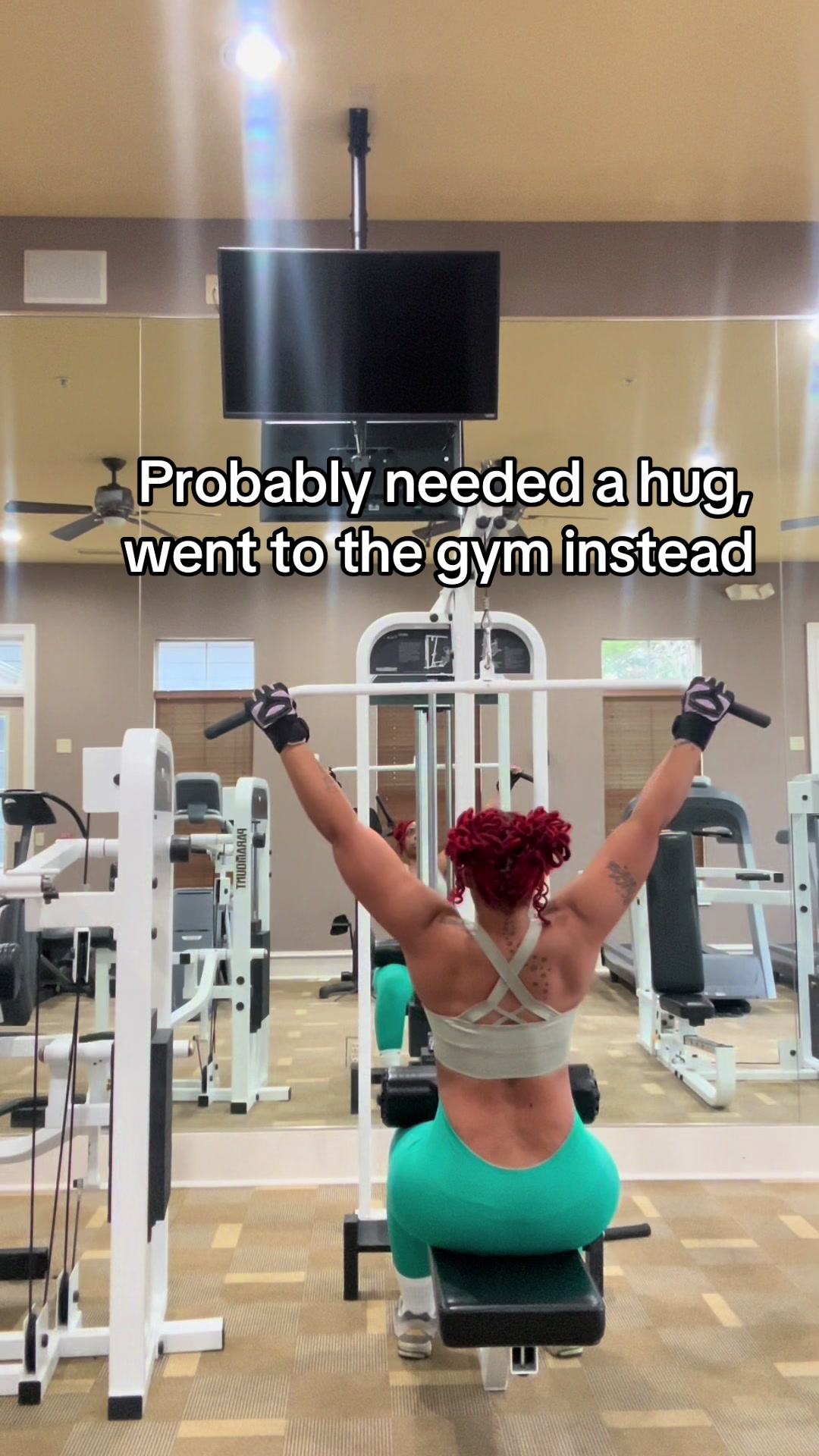 @Paris_Is_She