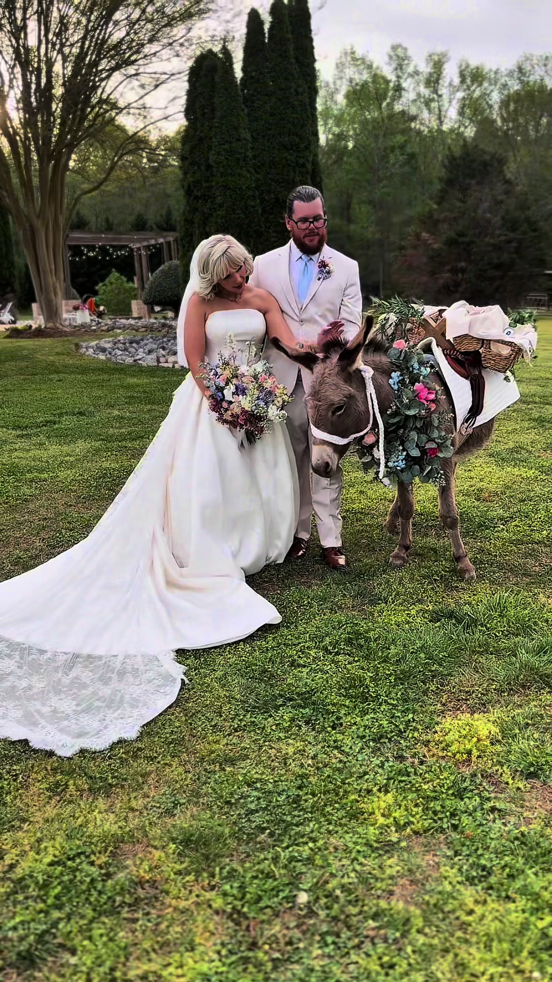 @Hall Farms Weddings and Events
