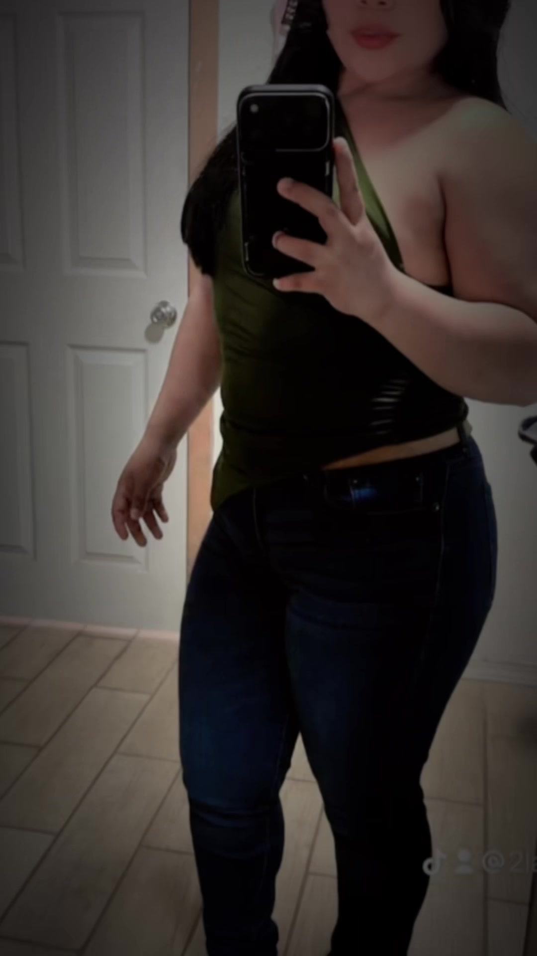 @2laura55