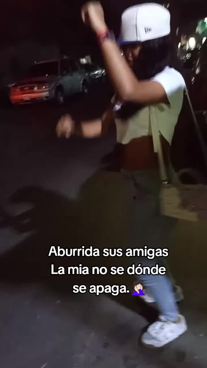 @🦥.