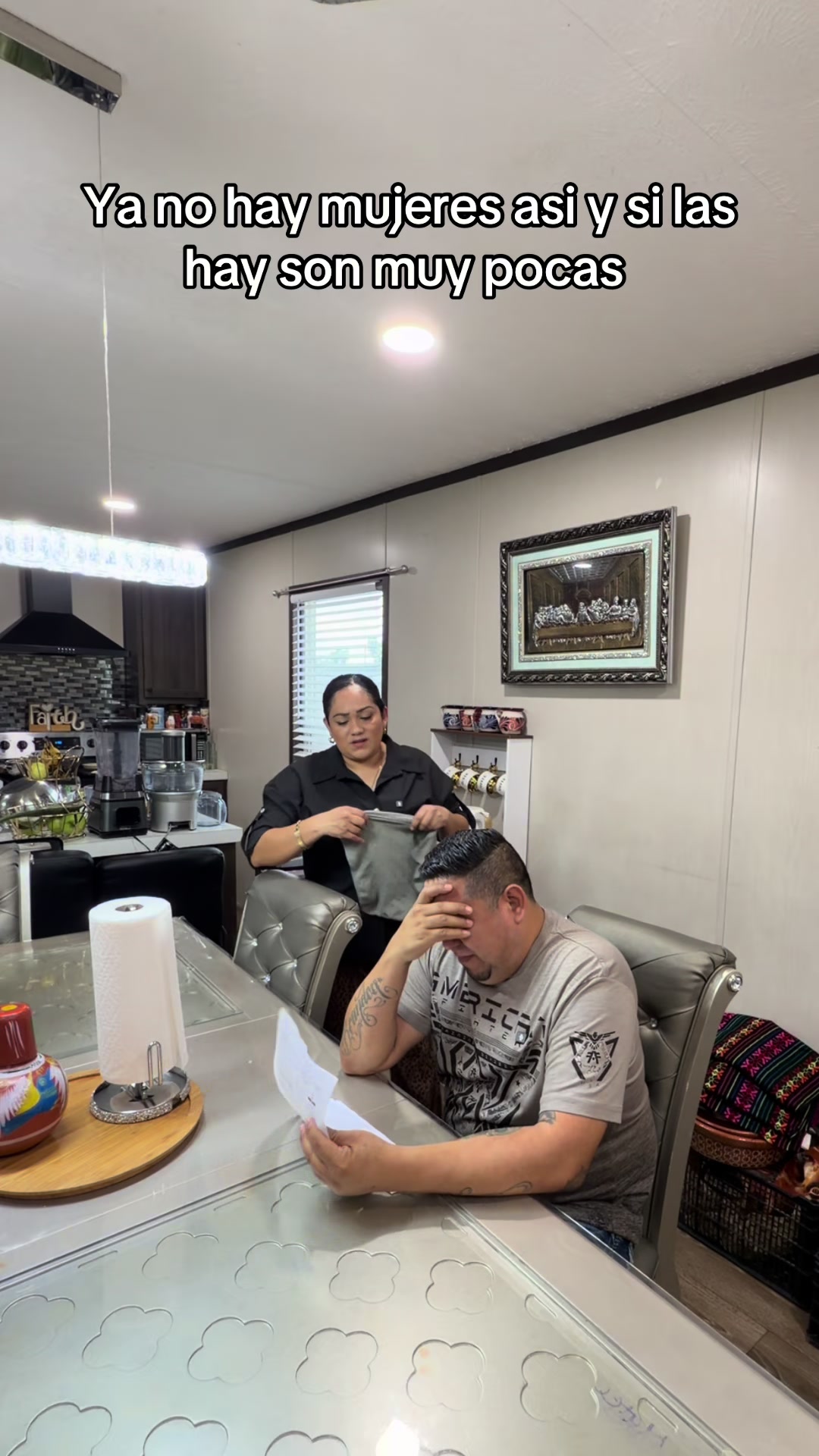 @Una familia mexicana🇲🇽