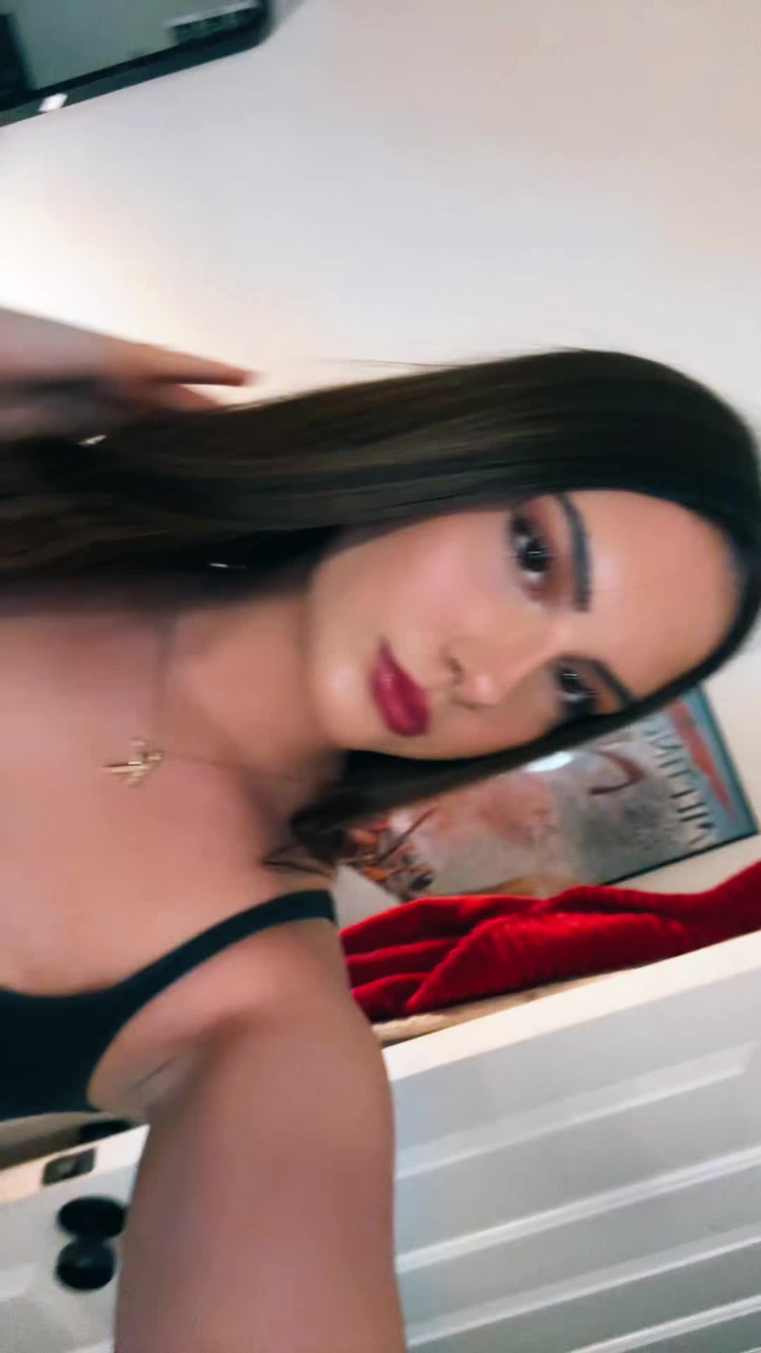 @ella
