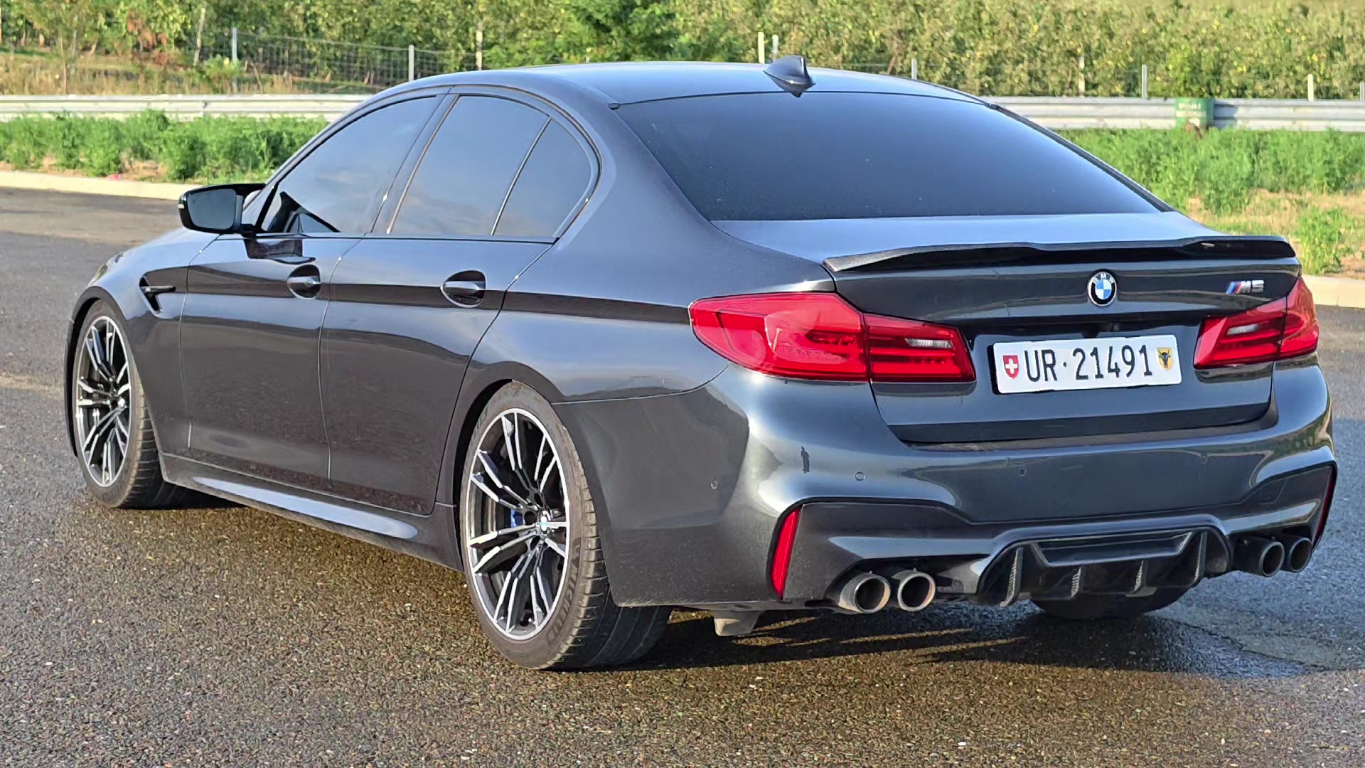 @F90Vision