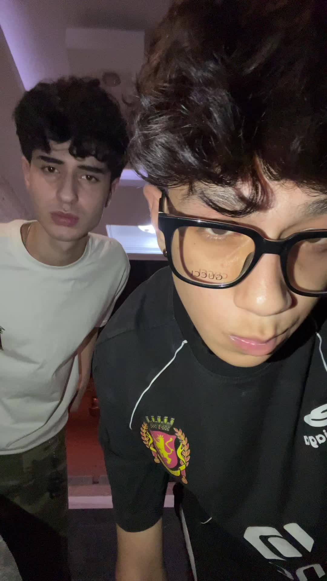 @Ravin | راوین