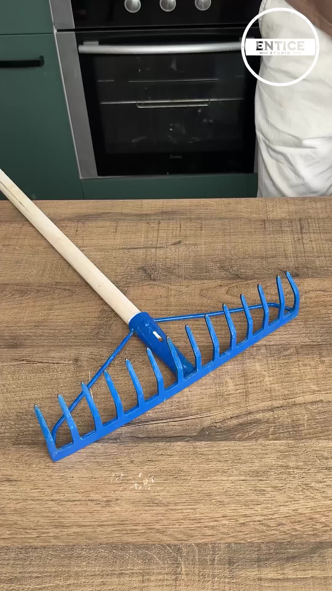 @theenticestudio