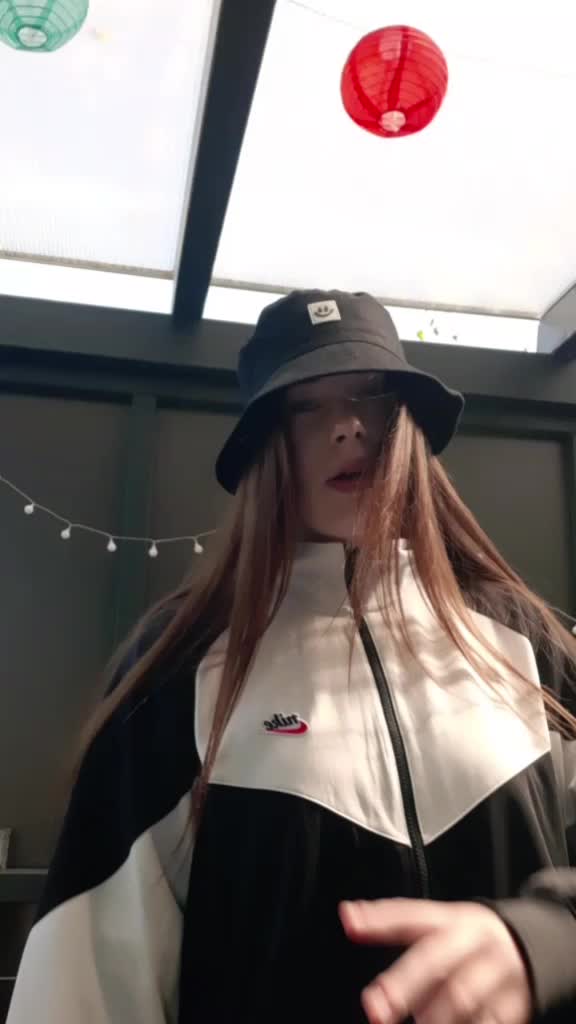 @angelina.060117