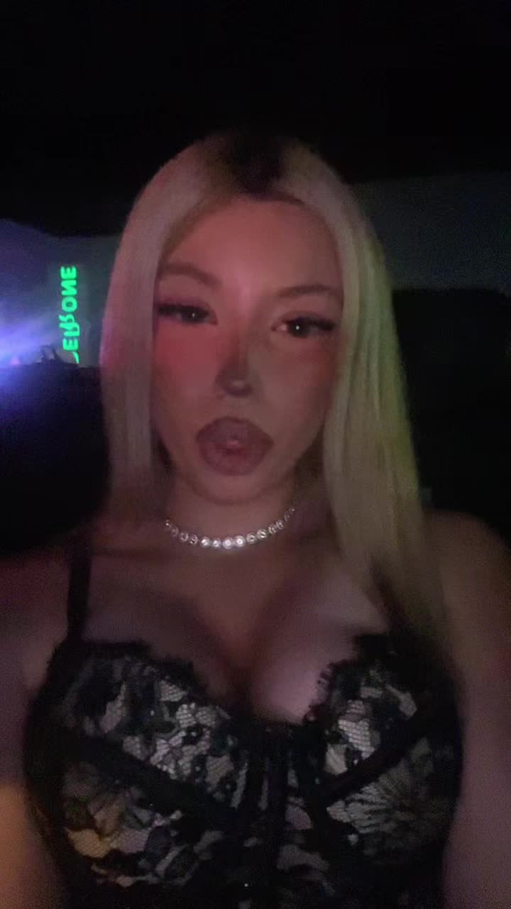 @𝖇𝖆𝖗𝖇𝖎𝖊