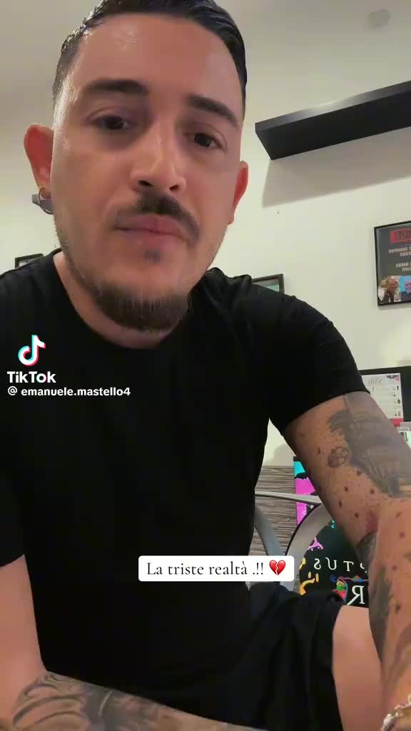 @🖤 B🖤💋💋