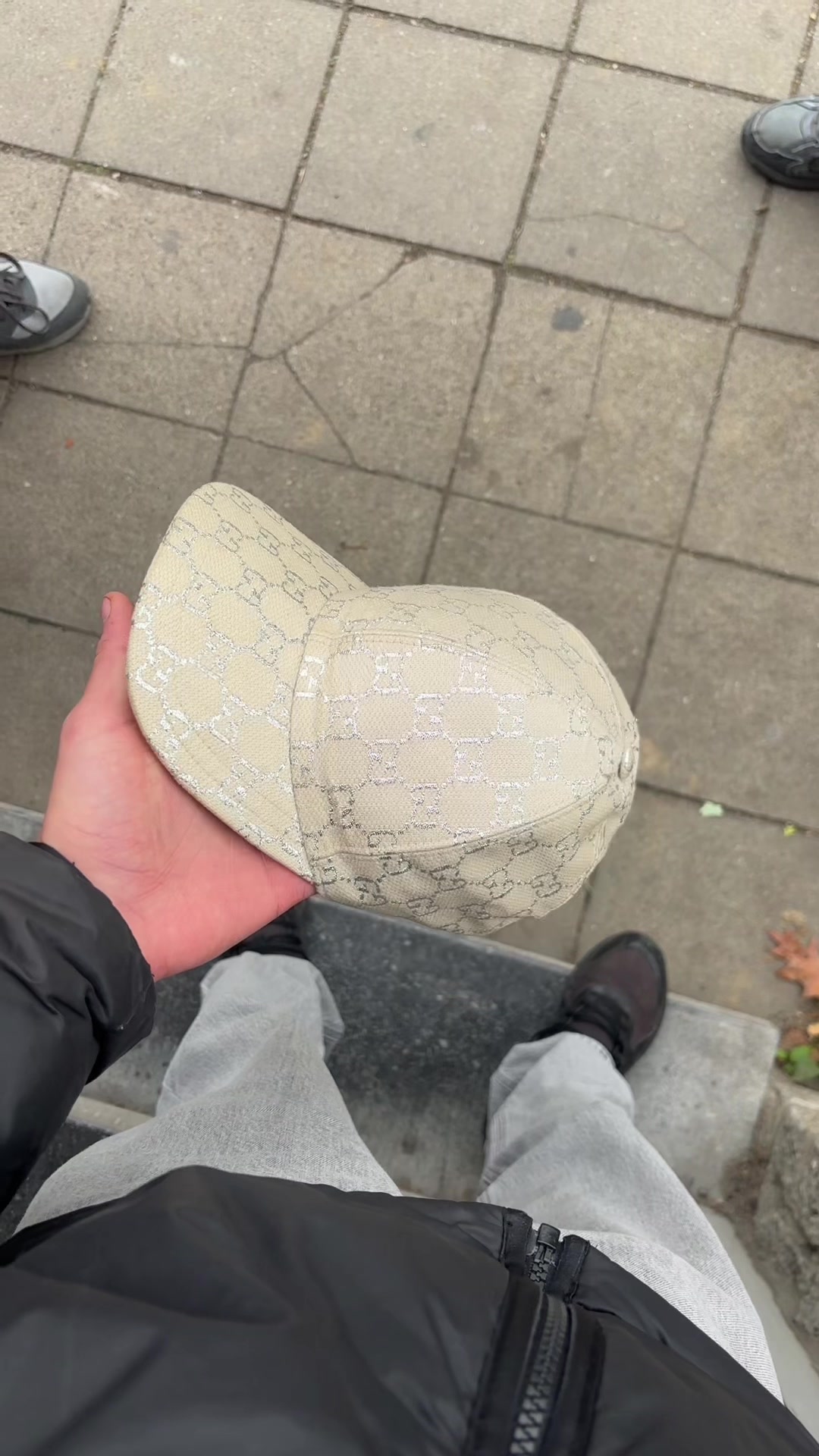 @Gucci 🧢