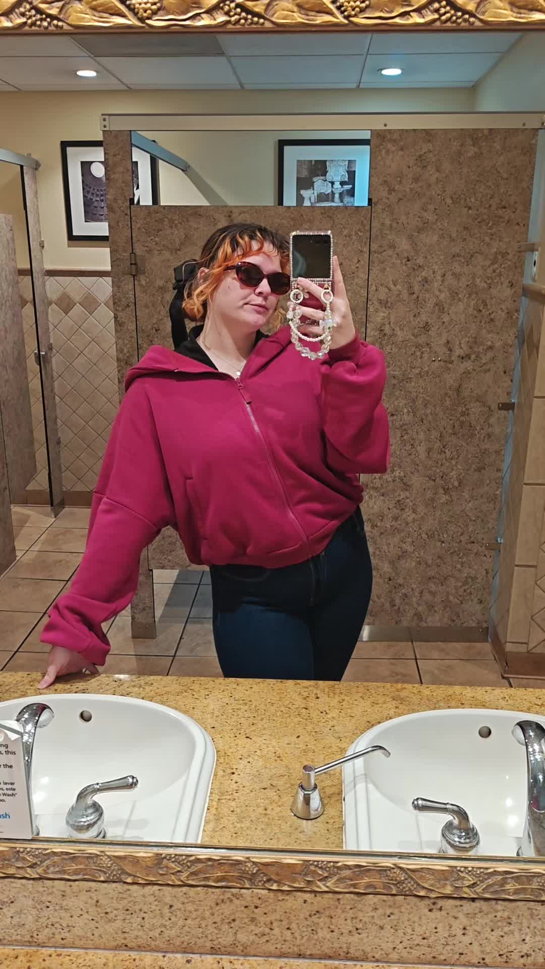 @MellyRoseFromTheDead