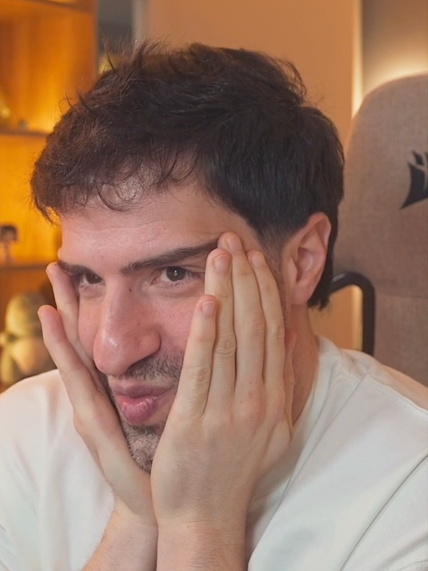 @𝐑𝐎𝐋𝐎 𝐋𝐎𝐏𝐄𝐙