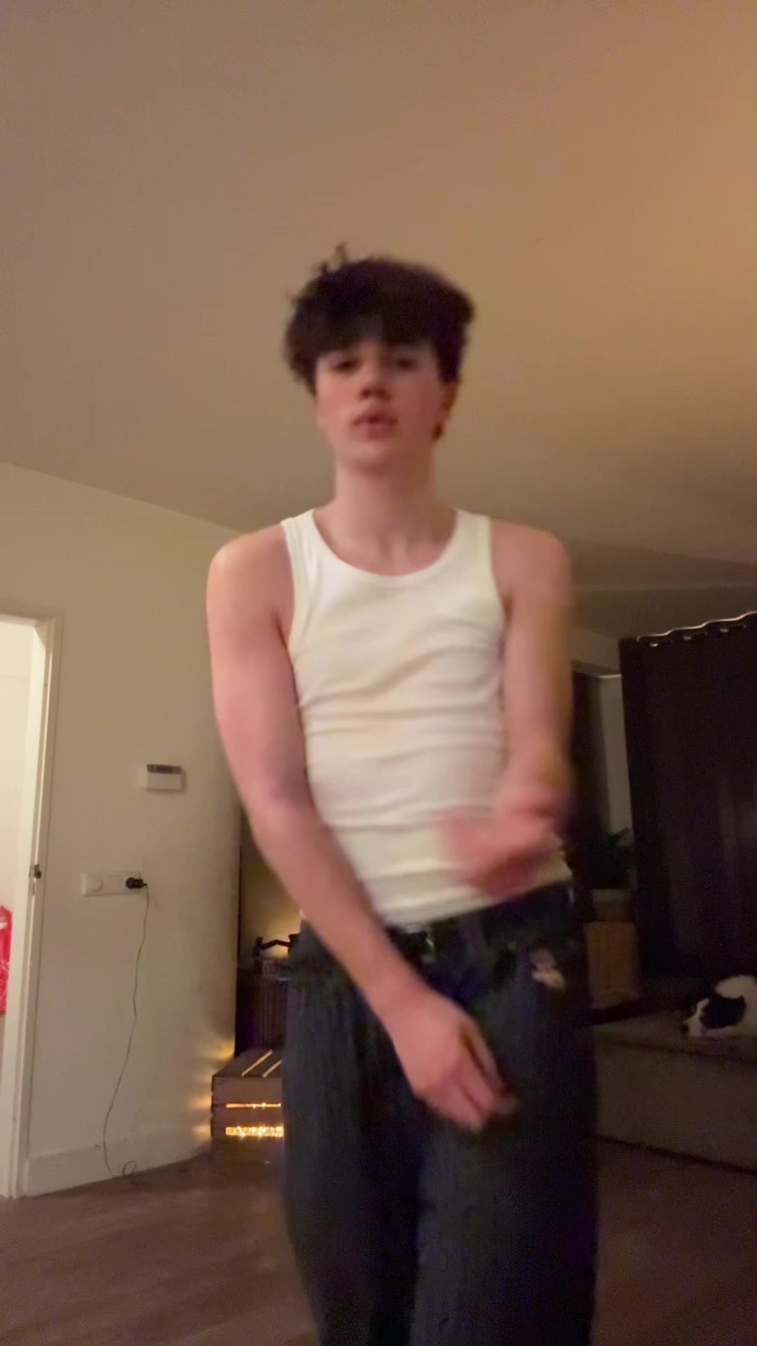 @l03k1