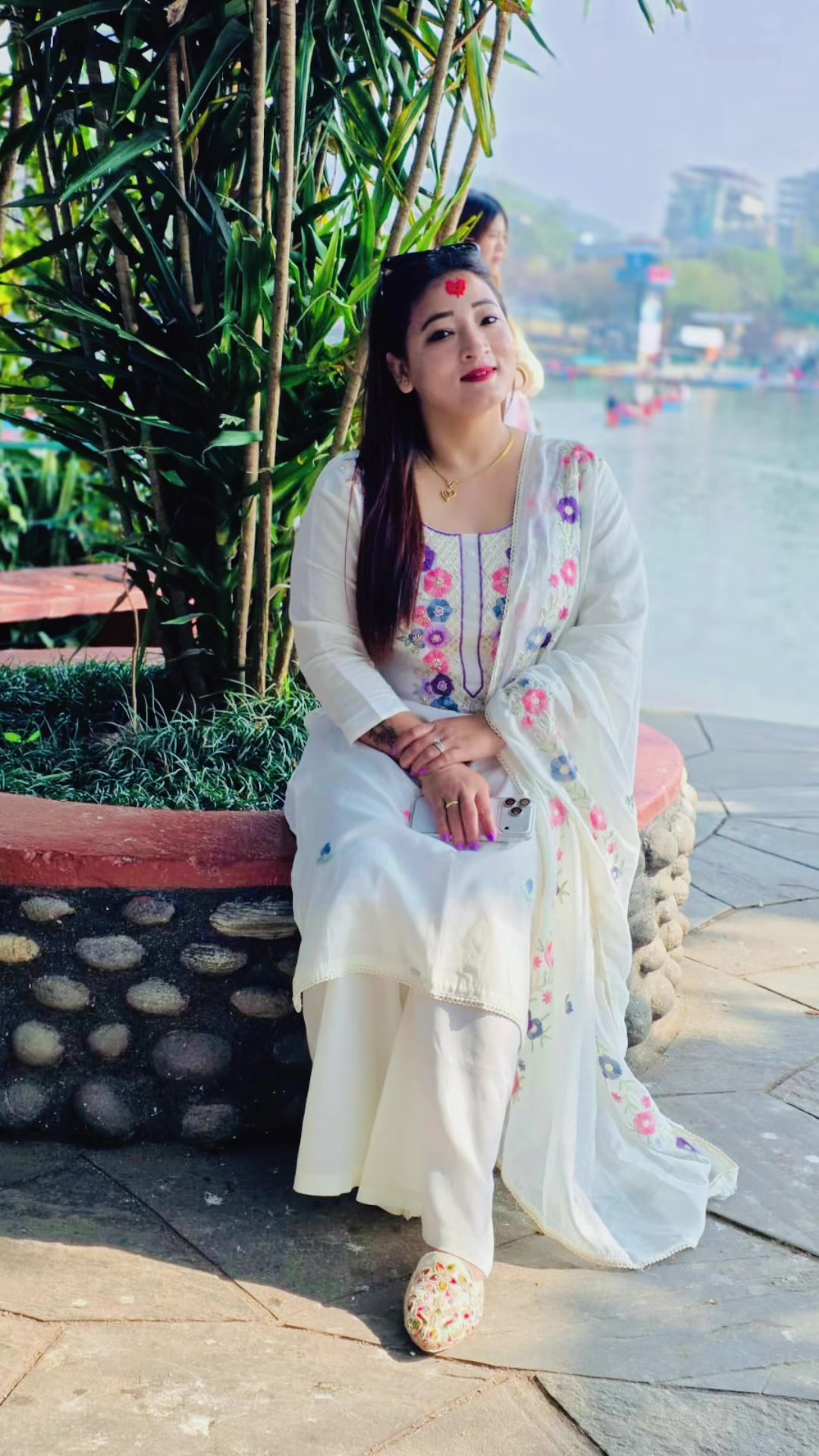 @Madhuu❤️
