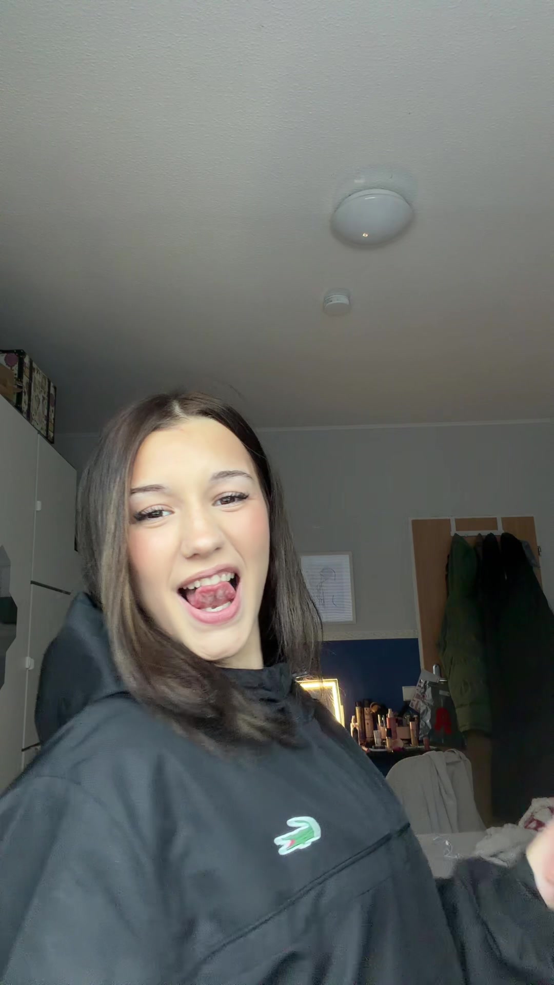 @angie