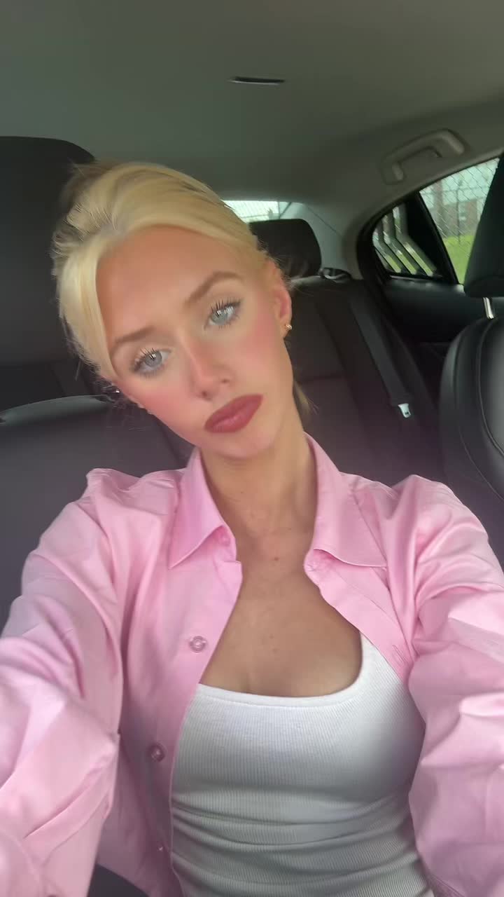 @zo&euml; mae ✰