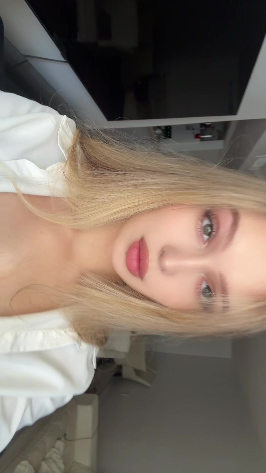 @karina