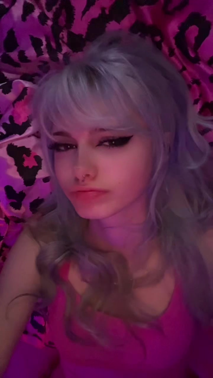 @Aurora 🦇