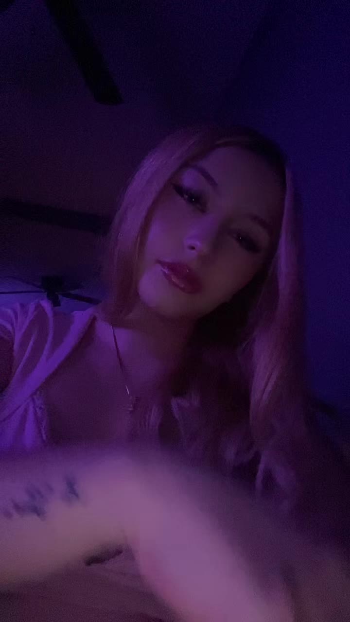 @️