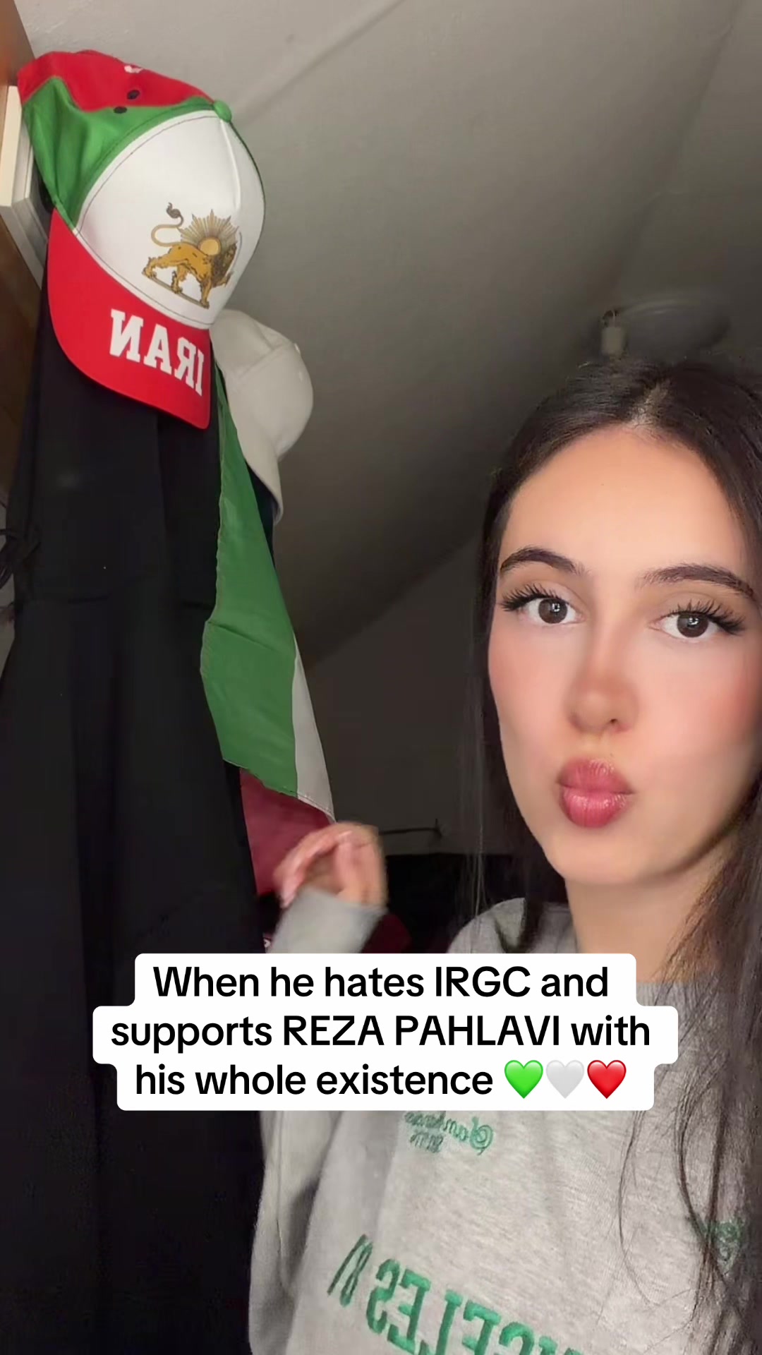@Tina