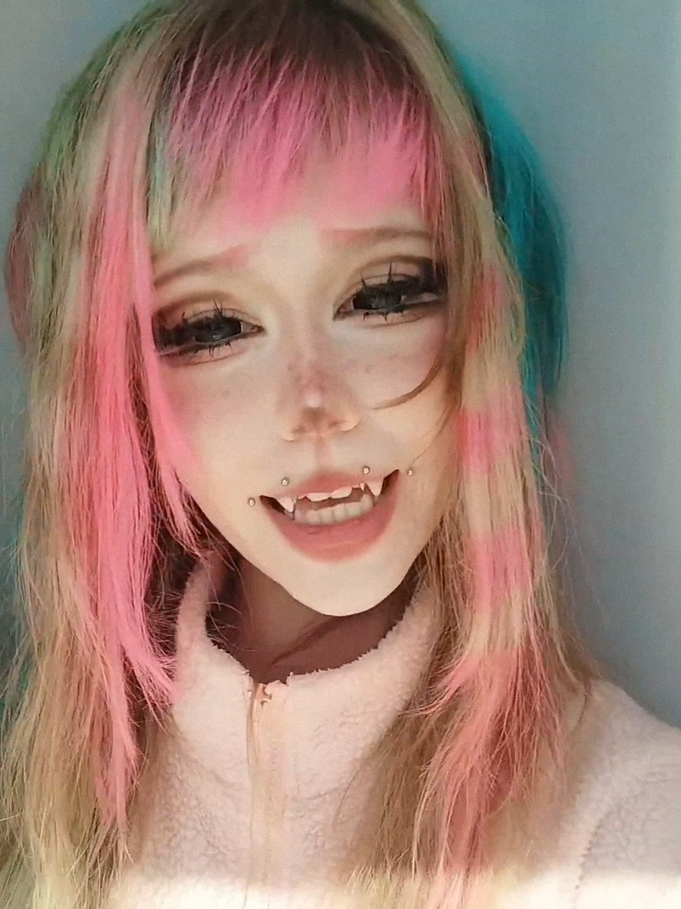 @𝓜𝓪𝓷𝓭𝓻𝓲𝓼♡