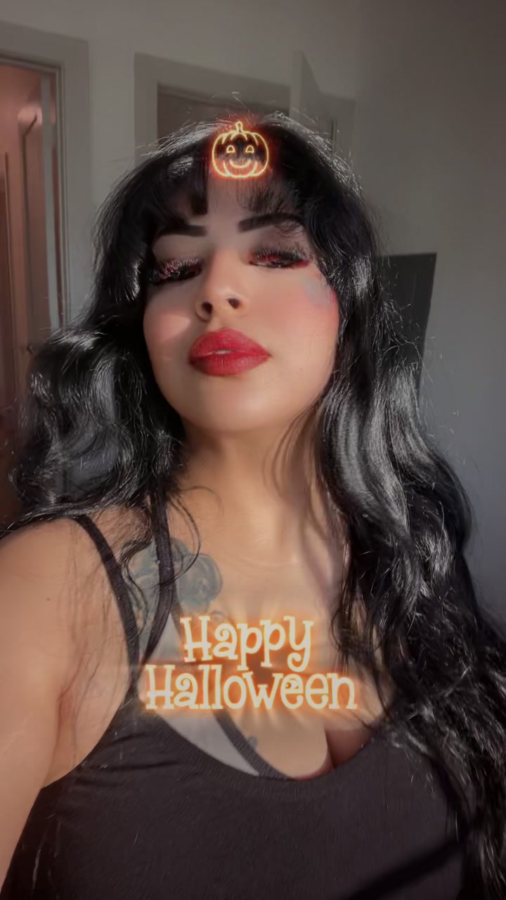 @🖤