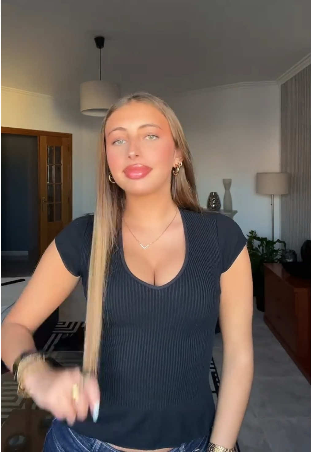 @nana