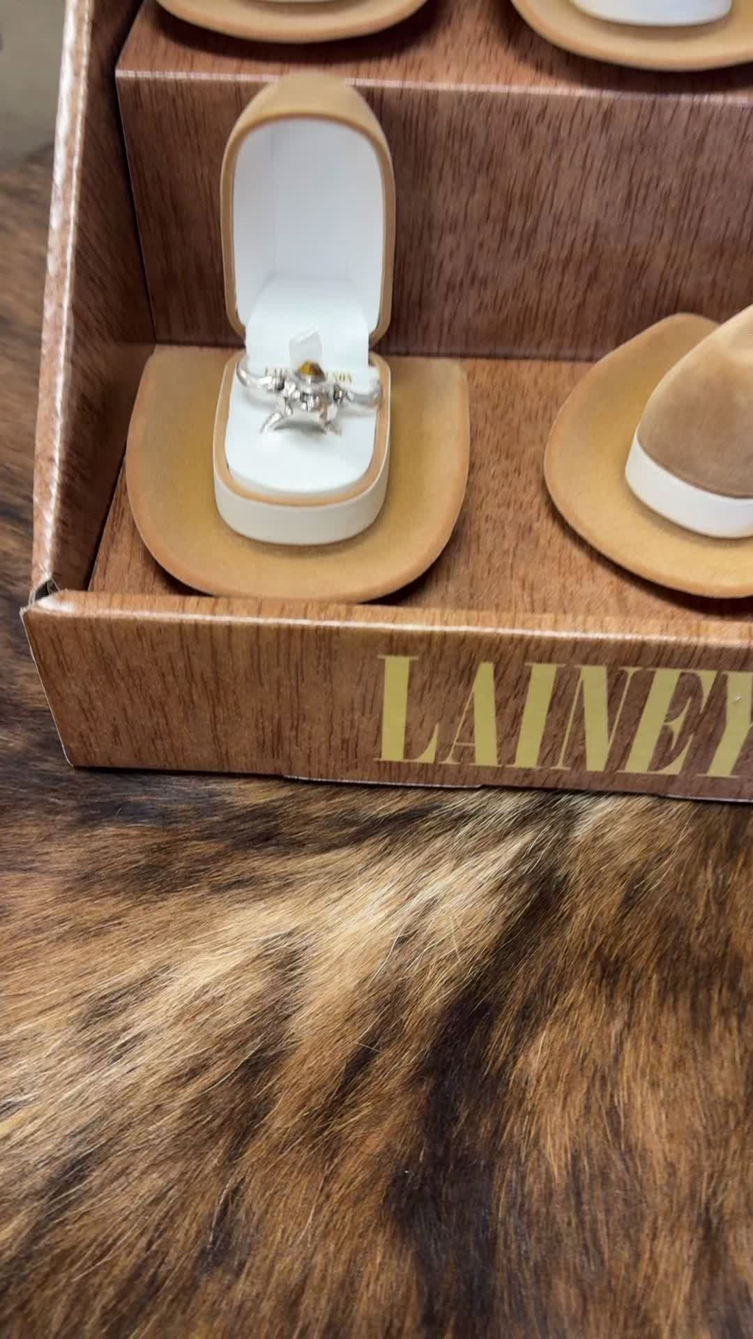 @JHBootsAndJeans